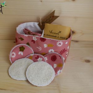 Nachhaltig im Bad Set aus Aufbewahrungskorb, Abschminkpads und Wäschebeutel in Rosa mit Blumen